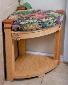 Corner bench